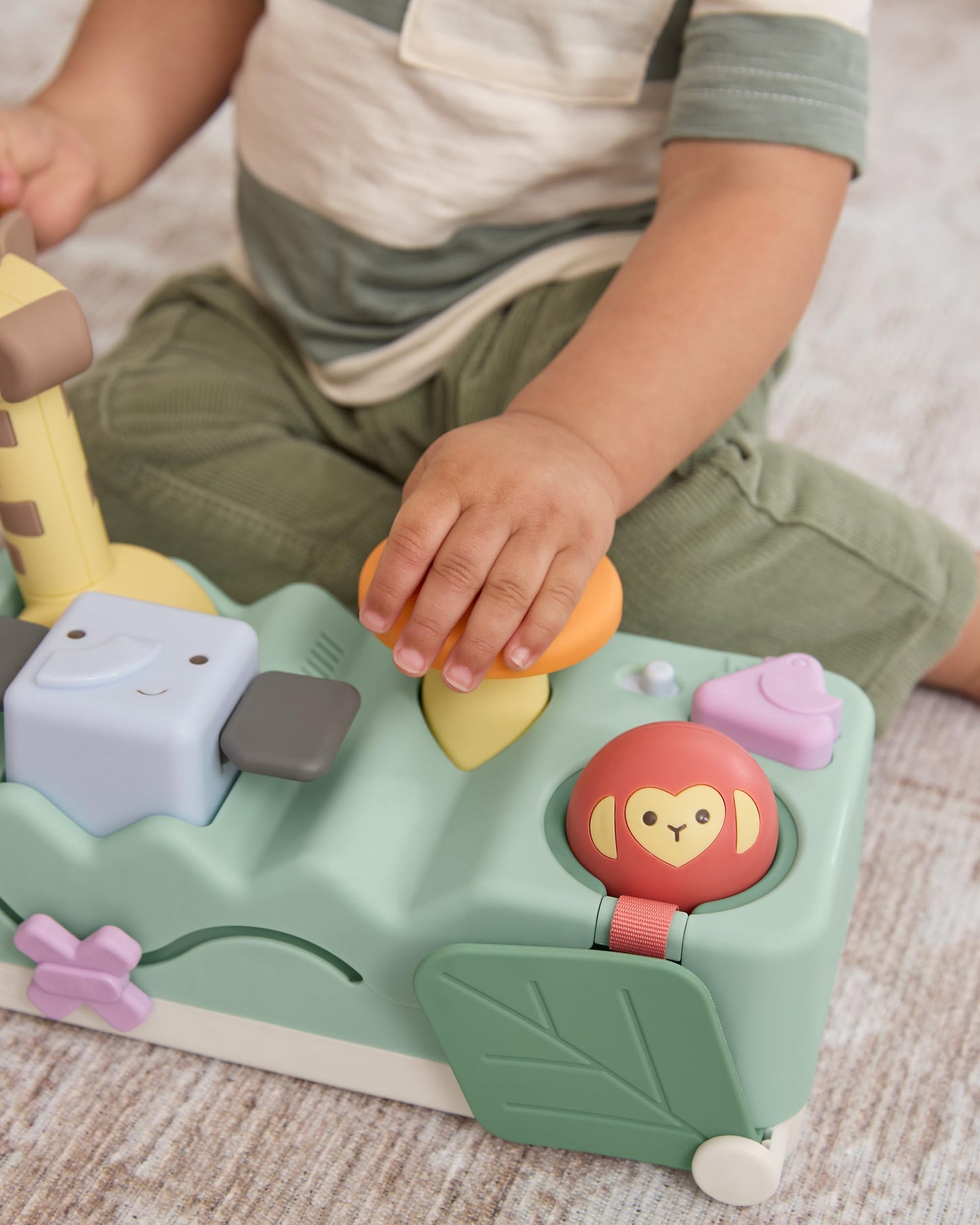 Skip Hop Volant Interactif Farmstand See & Bee — 2-en-1 Plat Ventre & Assis, Musique & Miroir | Dès 3 Mois