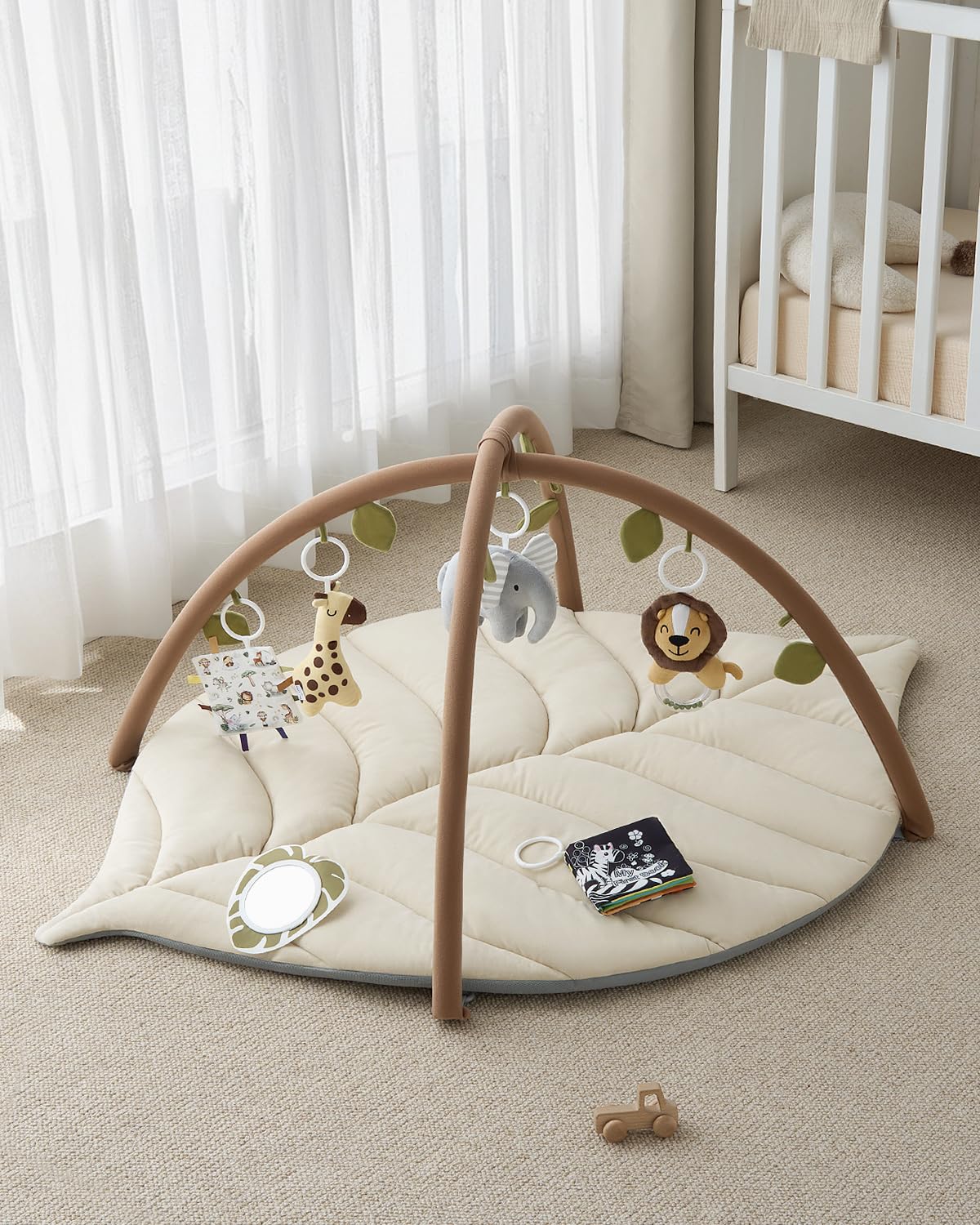 Tapis d'Éveil Bébé Feuille Géante — 6 Jouets Détachables | Blissful Diary